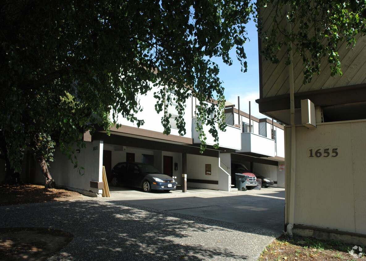 Foto del edificio - 1651-1655 Sutter St