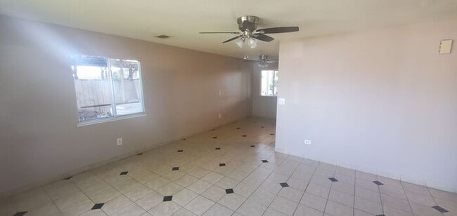 Foto del edificio - Empire Charming Single Story 4 Bedroom Hom...