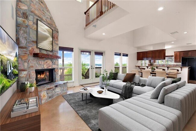 Building Photo - 500 Sinclair Dr