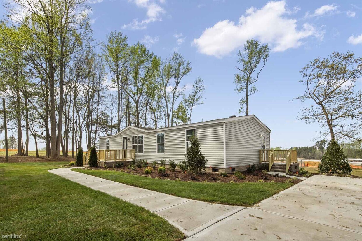 3 br, 2 bath House 2520 New Bethel Churc... House Rental in Garner