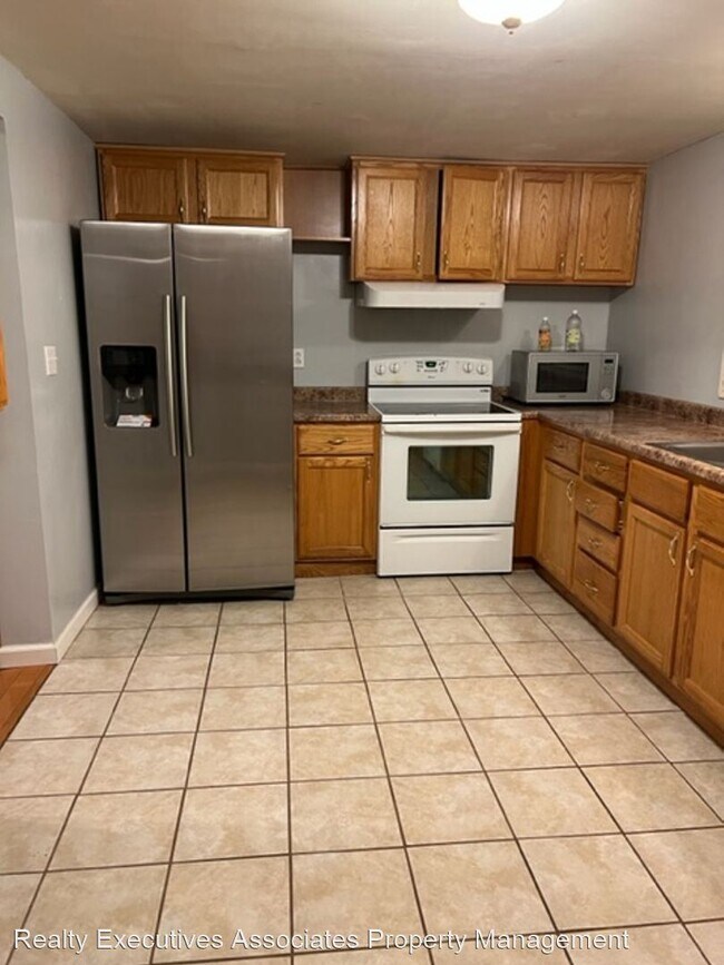 Foto del edificio - 2 br, 2 bath House - 218 East Caldwell Ave