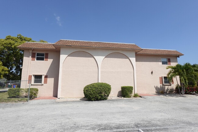 Foto del edificio - 650 SW 2nd Ave