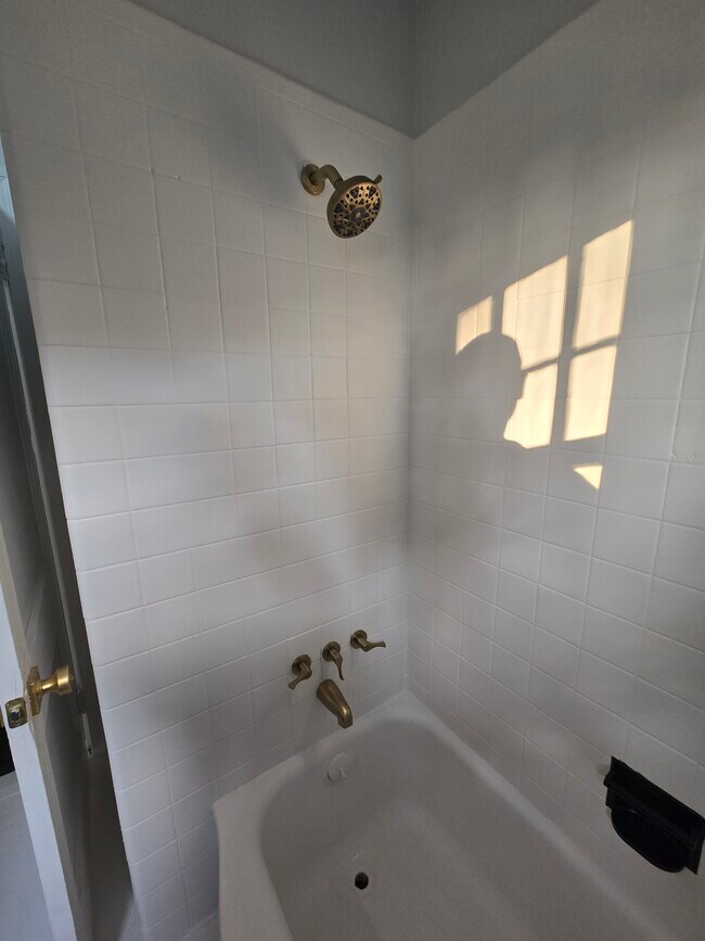 Building Photo - 2611 20th Street Ensley