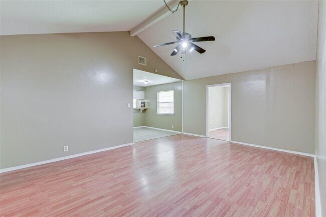 Foto del edificio - 29222 Sedgefield St