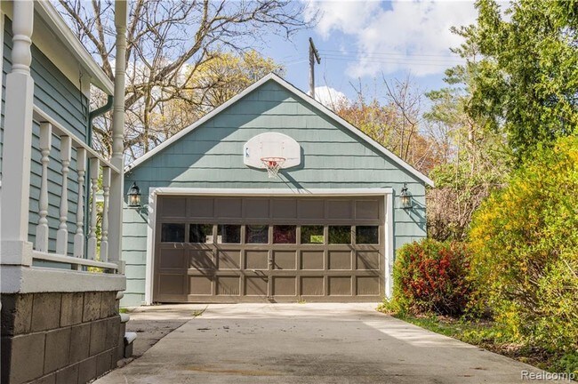 Foto del edificio - 510 W University Dr