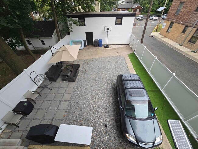 Foto del edificio - 262 Pindle Ave