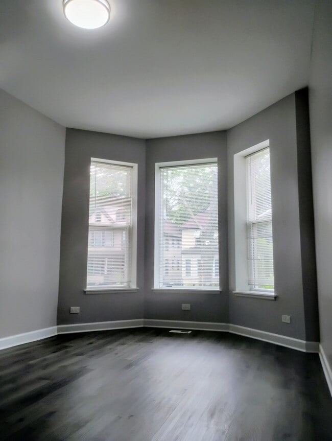 Building Photo - 12021 S Eggleston Ave