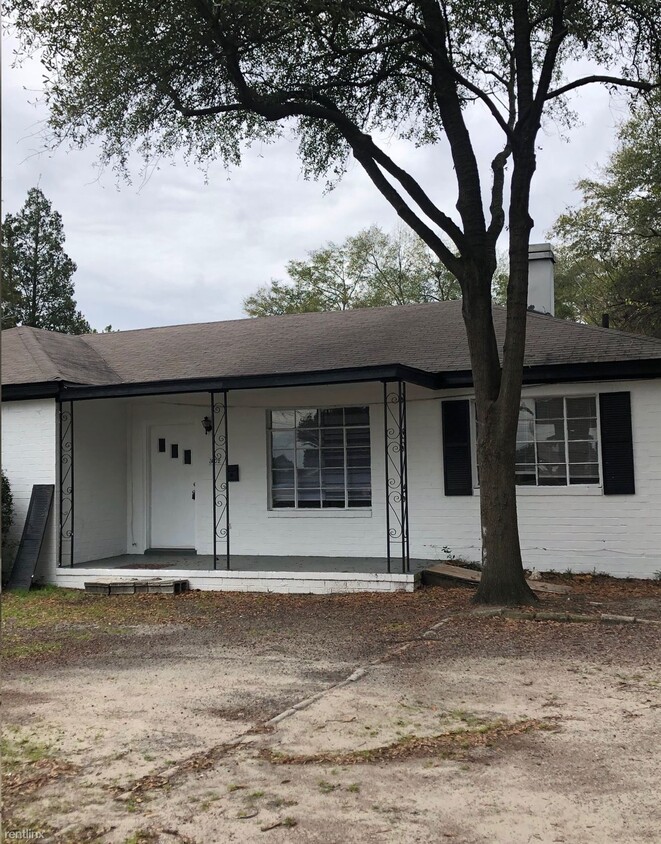 Primary Photo - 2 br, 1 bath House - 3002 Pine Needle Rd