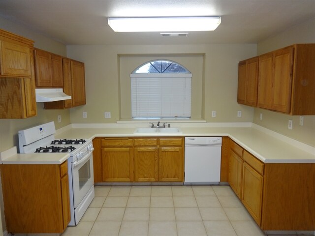 Building Photo - 2214 Ruffino Ct