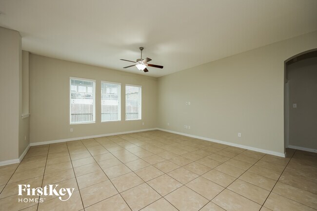 Building Photo - 535 Blocker Ranch