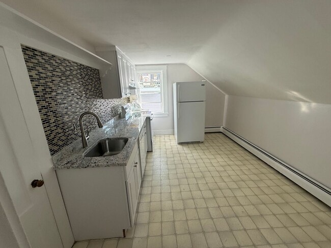 Photo - 171 Pleasant St Apartment