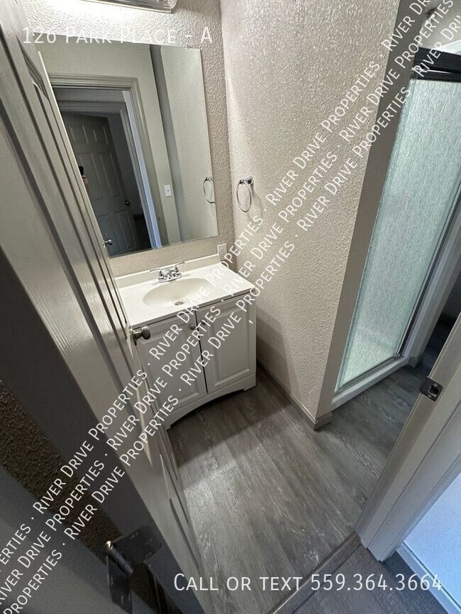 Building Photo - Boardwalk Apartment - Move-in Special!