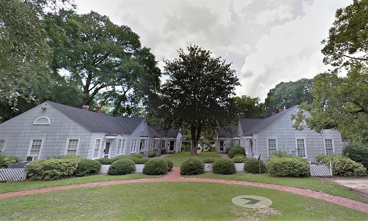 Primary Photo - 1015 N McKinley St