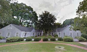 Building Photo - 1015 N McKinley St