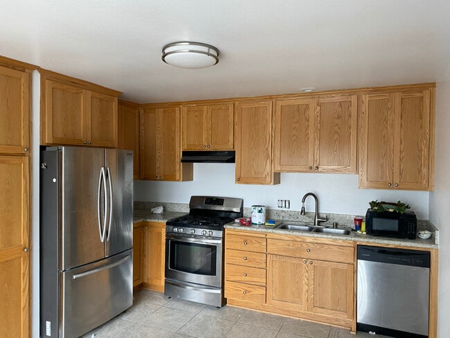 Building Photo - 3761 Ketch Ave