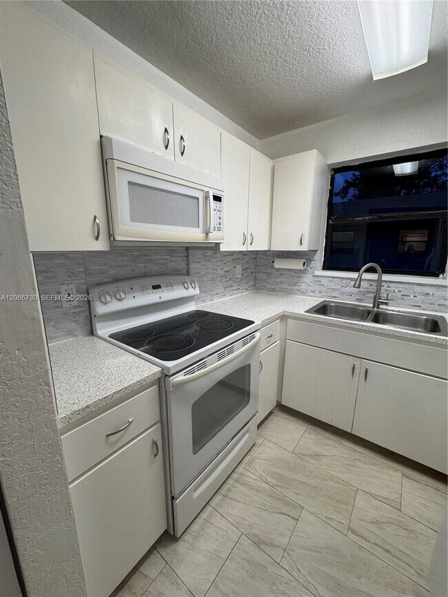 Foto del edificio - 2124-2126-2126 Thomas St