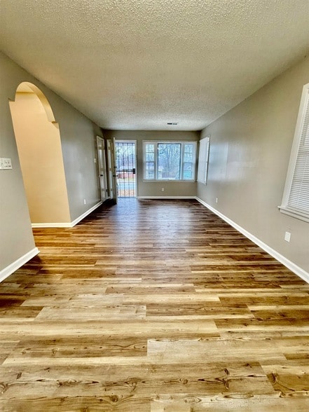 Photo - 3345 Charlotte Rd House