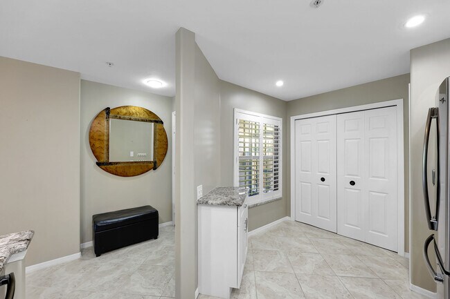 Foto del edificio - 28080 Cavendish Ct
