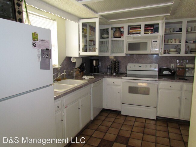 Foto del edificio - 2 br, 1.5 bath House - 8183 NW 23rd