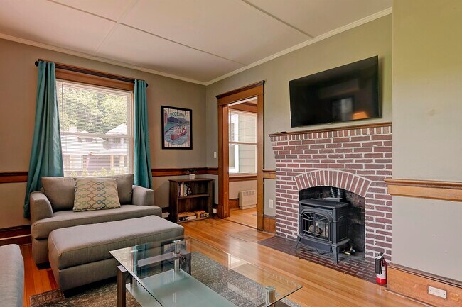 Foto del edificio - 2558 White Mountain Hwy