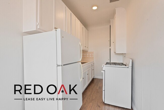 Foto del edificio - ~2 Weeks FREE~ Beautiful and Spacious Stud...