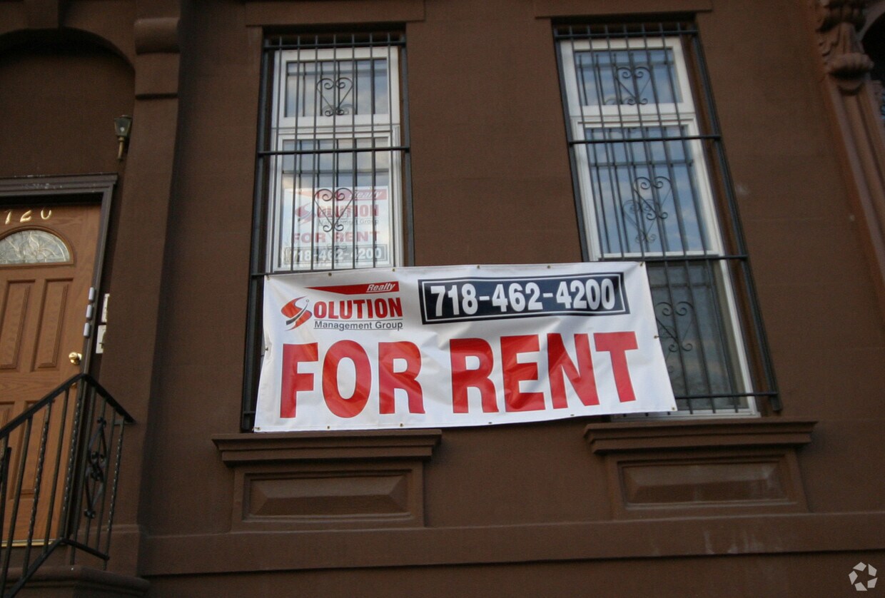 Foto del edificio - 720 Marcy Ave