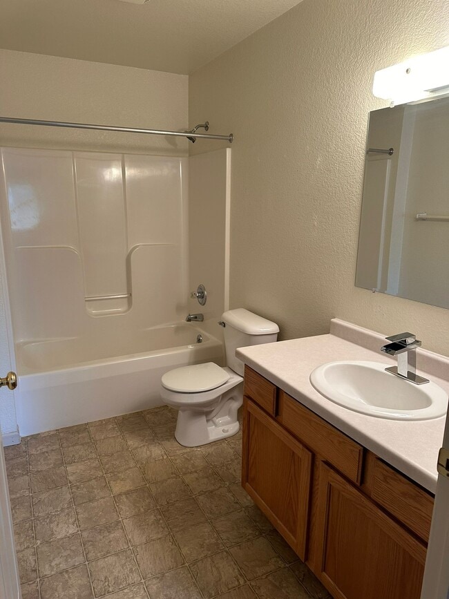 Foto del edificio - Evergreen North