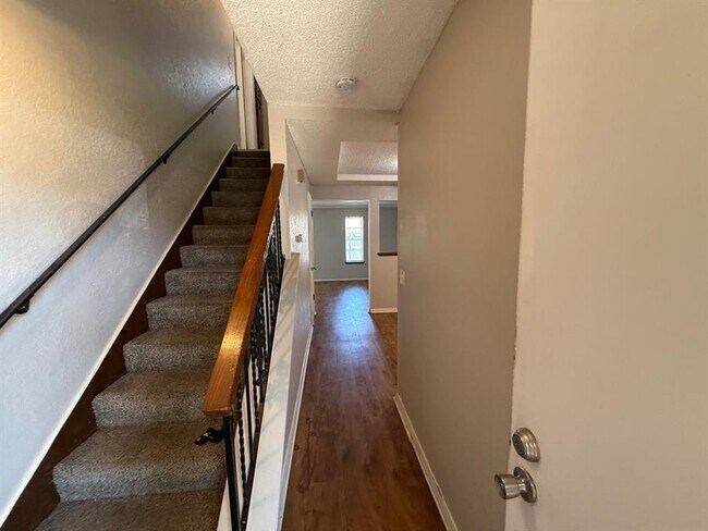 Building Photo - 3507 Wynn Cir