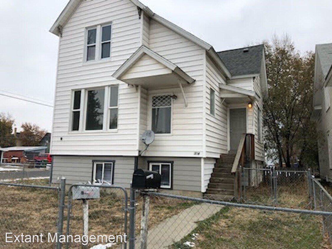 3 br, 1 bath House 1858 W. College Ave U... House Rental in Spokane