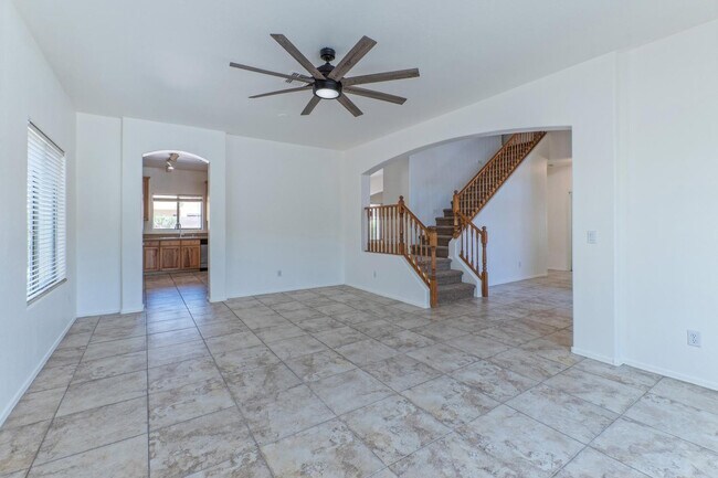 Building Photo - 17856 W Watson Ln