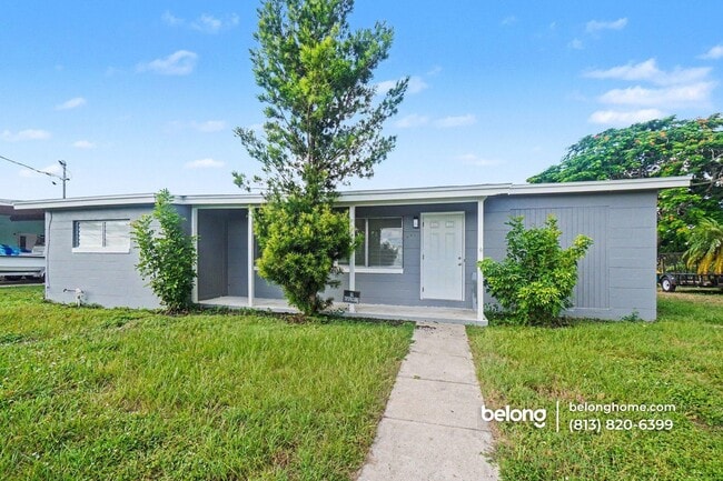 Building Photo - 691 Sharon Cir