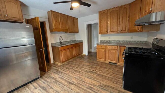 Foto del edificio - 108 Parsons St