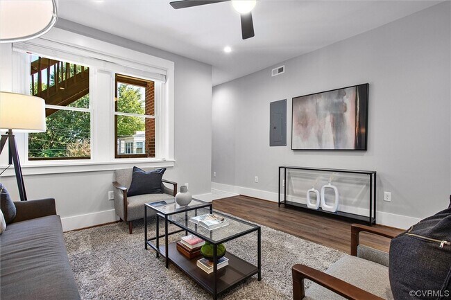 Foto del edificio - 2902 Idlewood Ave