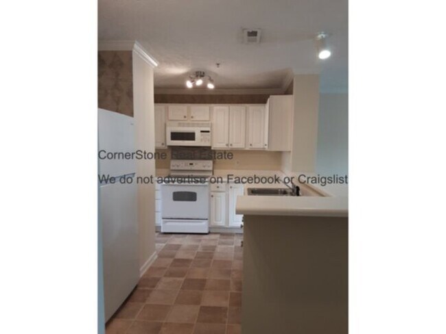 Foto del edificio - 3315 Harbour Pointe Pl