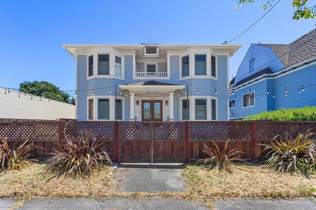 Foto del edificio - 826 Lincoln Ave