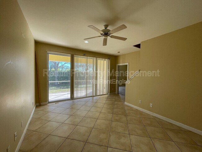 Foto del edificio - 9719 Glen Heron Dr