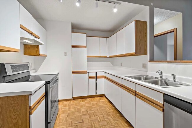 Foto del edificio - 7259 Bren Ln