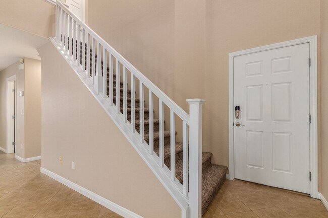 Foto del edificio - NW 3 bedroom with paver patio