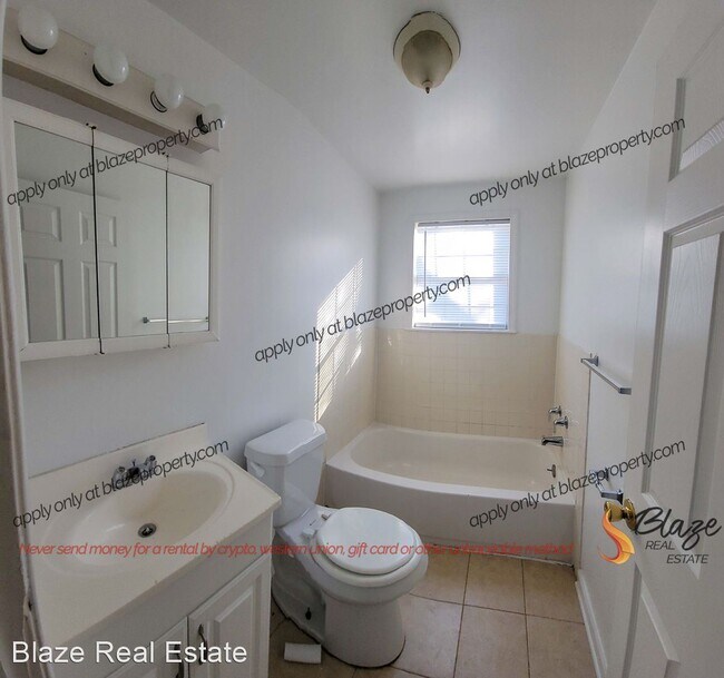 Building Photo - 3 br, 1 bath House - 506 S Prospect