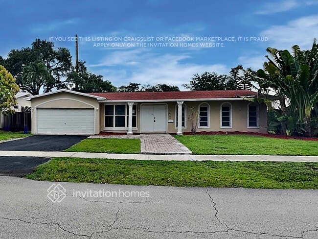 Building Photo - 3311 N 41st Ct