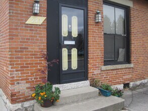 Building Photo - 221-223 E Livingston Ave