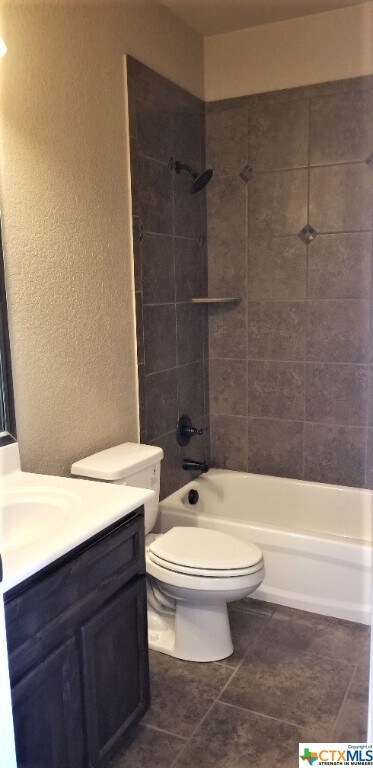 Building Photo - 6211 Newcastle Dr