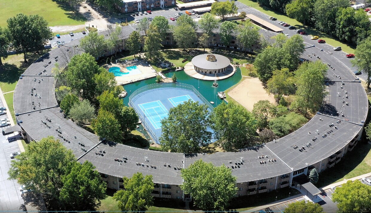 The Columns Apartments Apartments at 2149 E Sunshine St Springfield