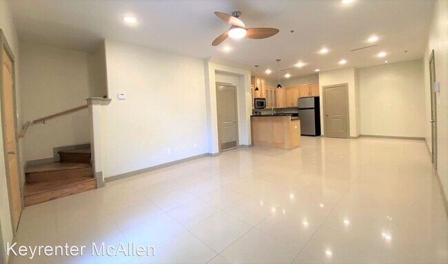 Foto del edificio - 1321 E Camellia Ave