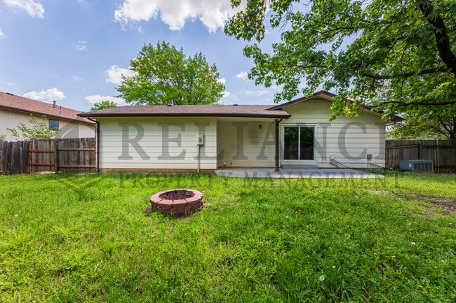 Building Photo - 2521 N Bleckley