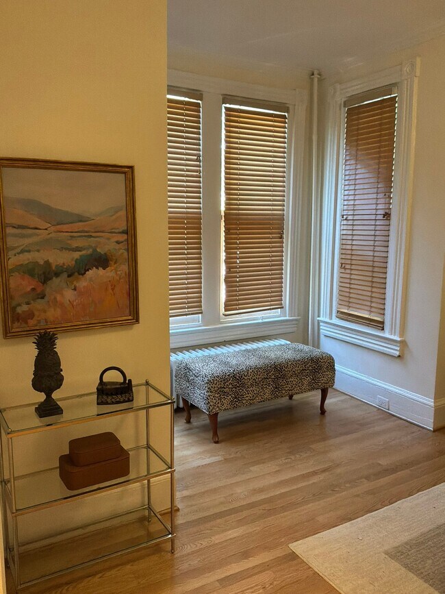 Foto del edificio - 123 7th St NE