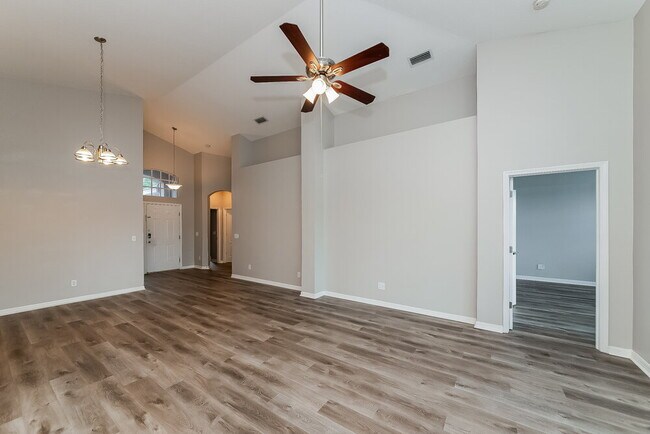 Foto del edificio - 5110 Clover Mist Dr