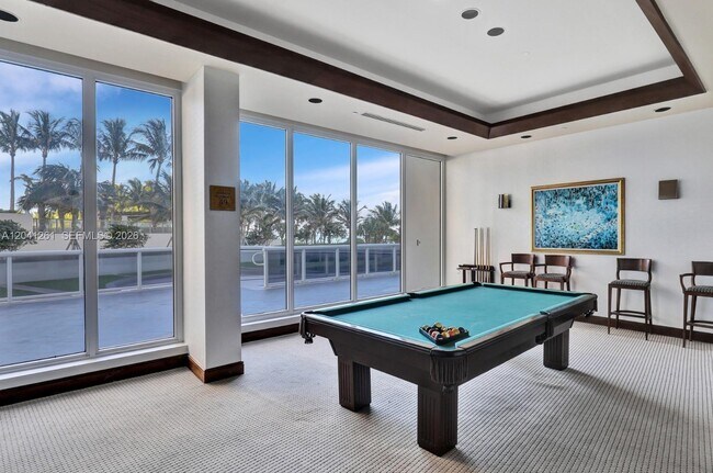 Foto del edificio - 9601 Collins Ave