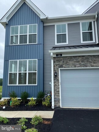 Building Photo - 110 Ginkgo Ln