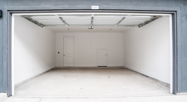 Foto del edificio - 9584 Eden Rd
